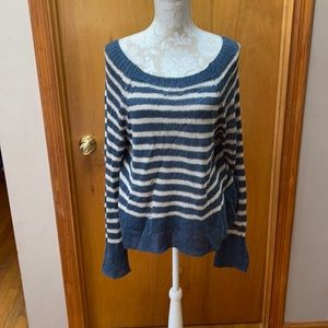 NWOT Sabine open weave distressed sweater. Sz M